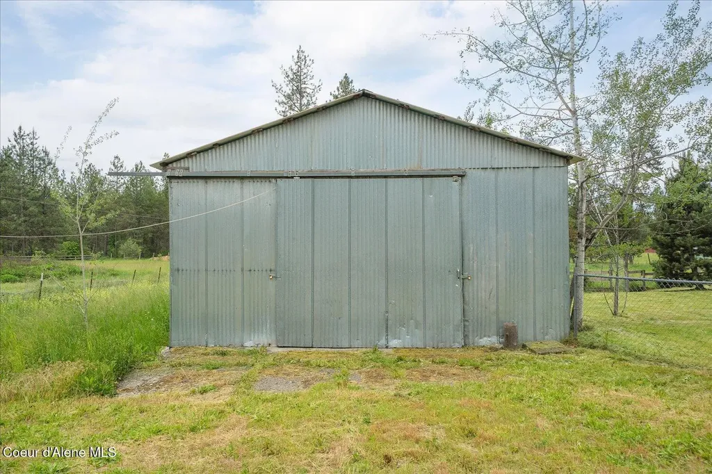 15707 N Ranch Valley Road Rathdrum ID 83858