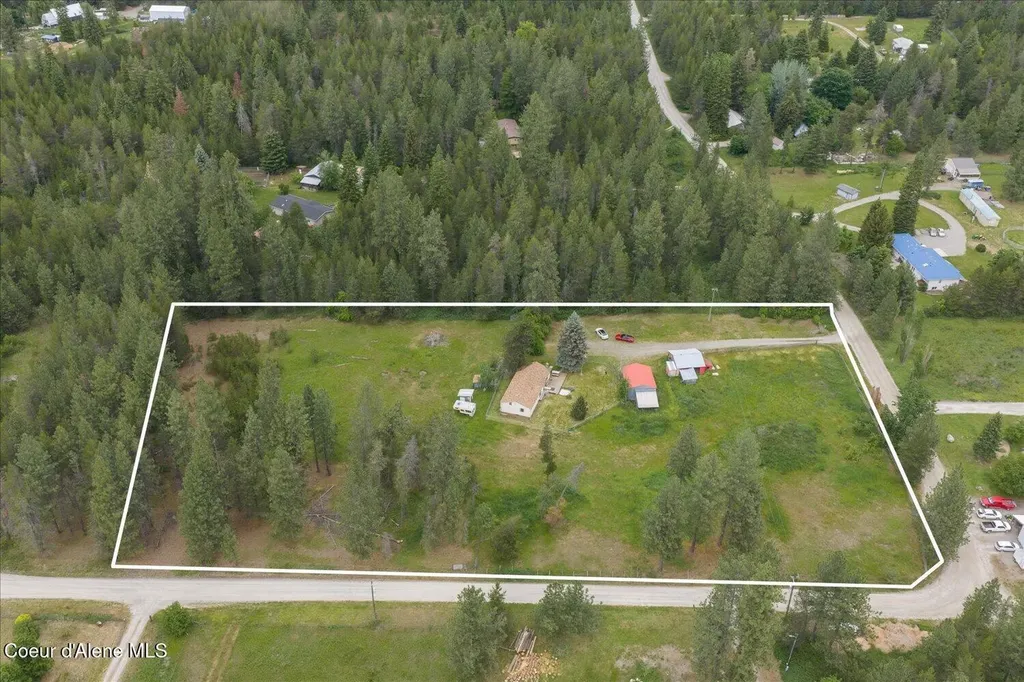 15707 N Ranch Valley Road Rathdrum ID 83858