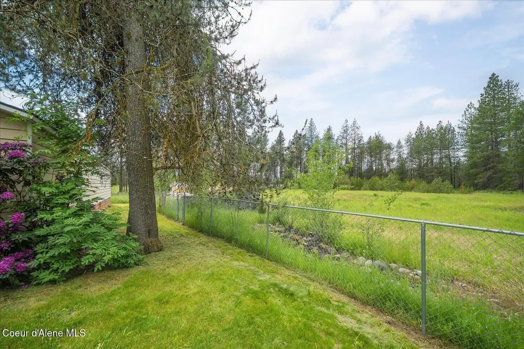 15707 N Ranch Valley Road Rathdrum ID 83858