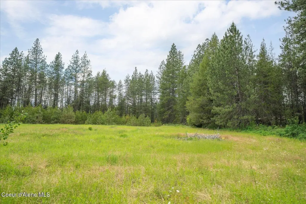 15707 N Ranch Valley Road Rathdrum ID 83858