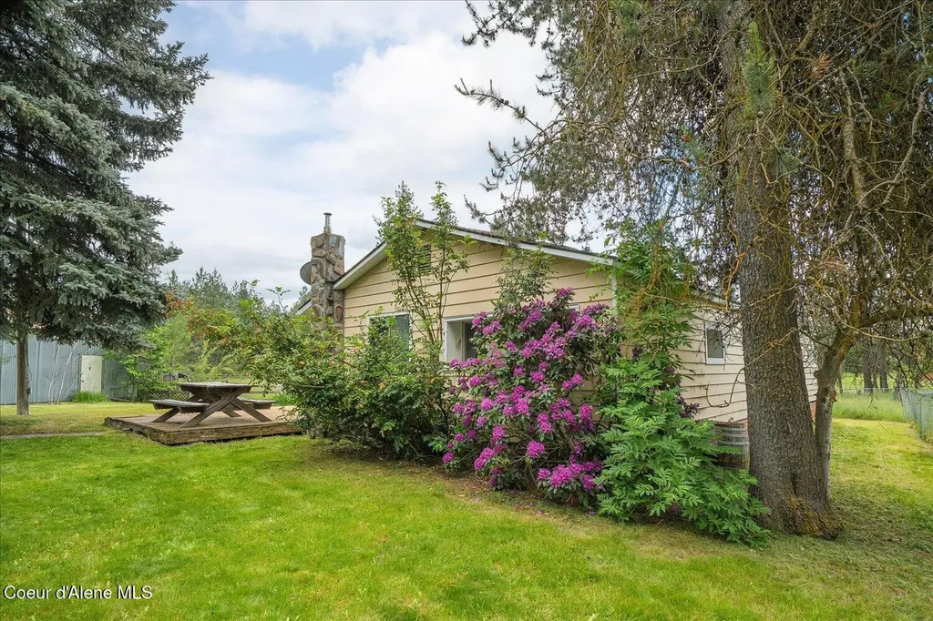 15707 N Ranch Valley Road Rathdrum ID 83858