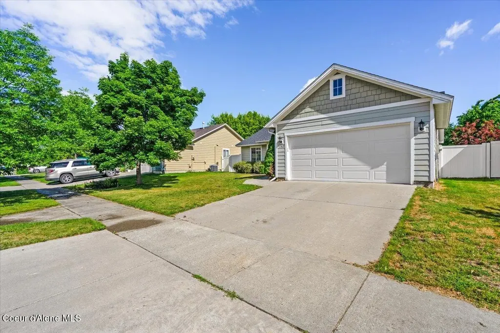 152 N Silkwood Drive Post Falls ID 83854