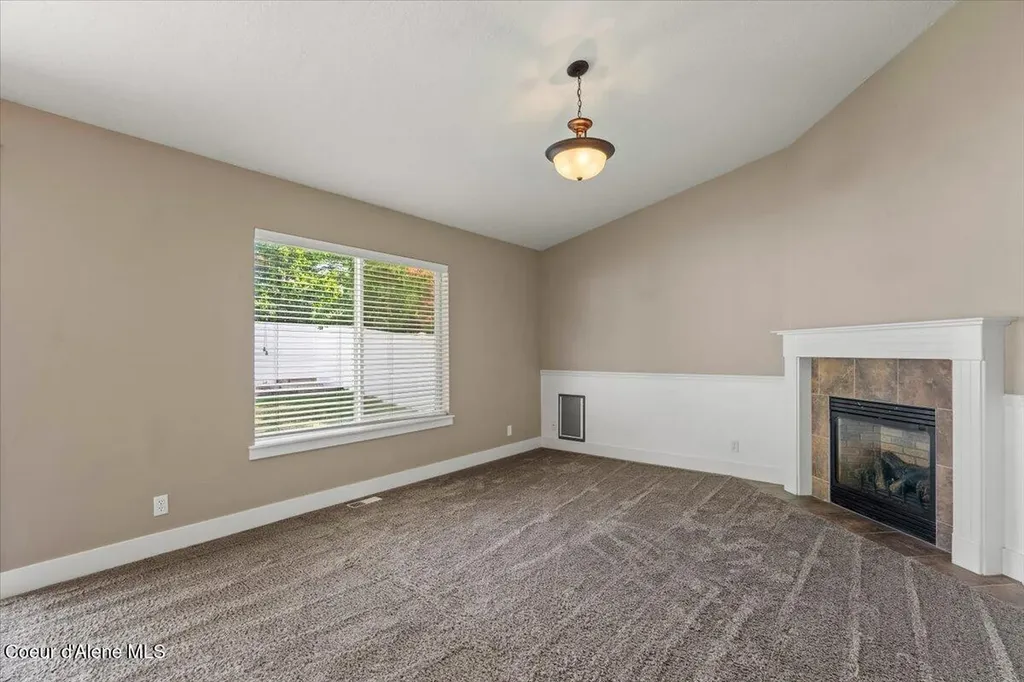 152 N Silkwood Drive Post Falls ID 83854