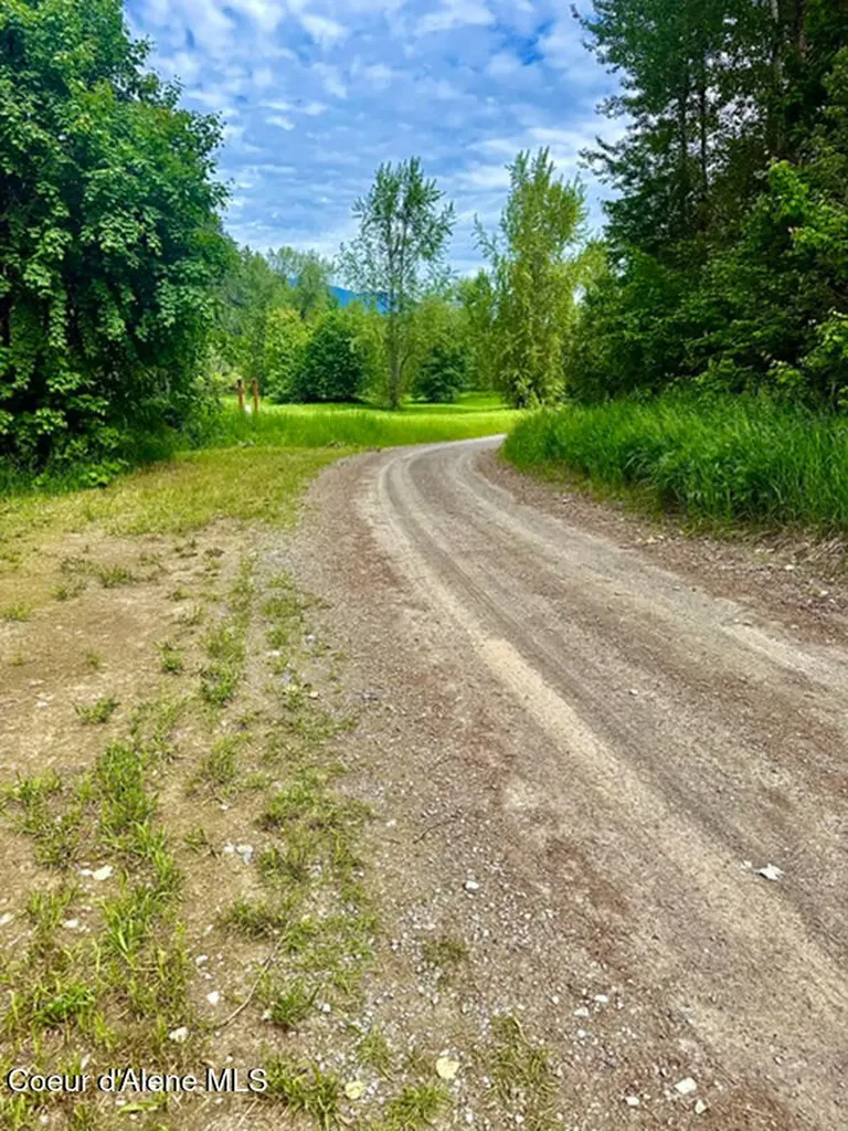 2868 Pine Island Road Bonners Ferry ID 83805