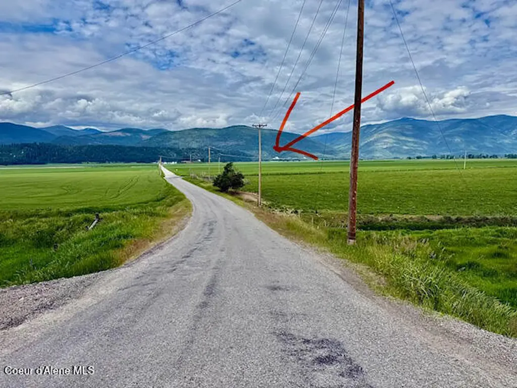 2868 Pine Island Road Bonners Ferry ID 83805