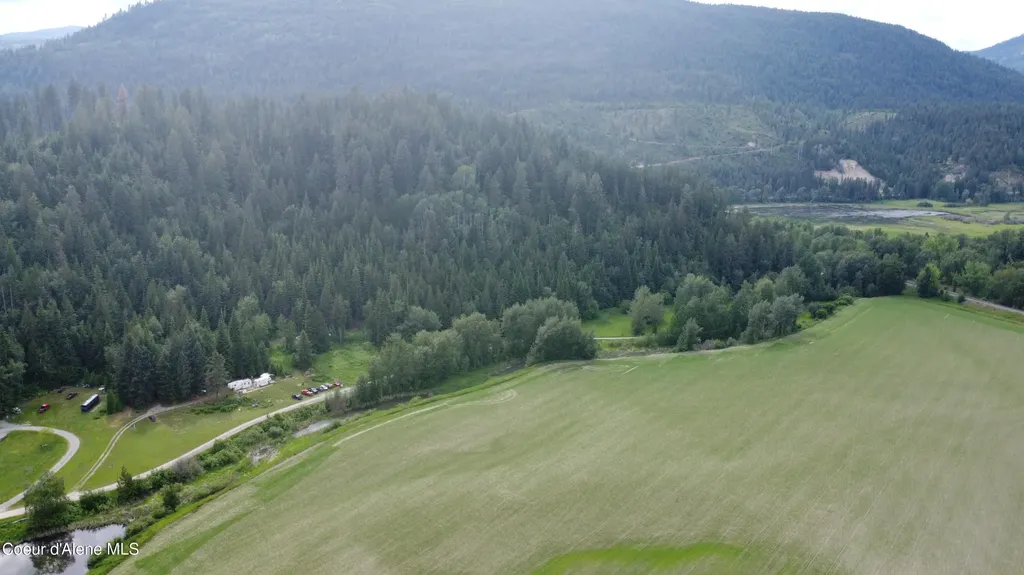 2868 Pine Island Road Bonners Ferry ID 83805