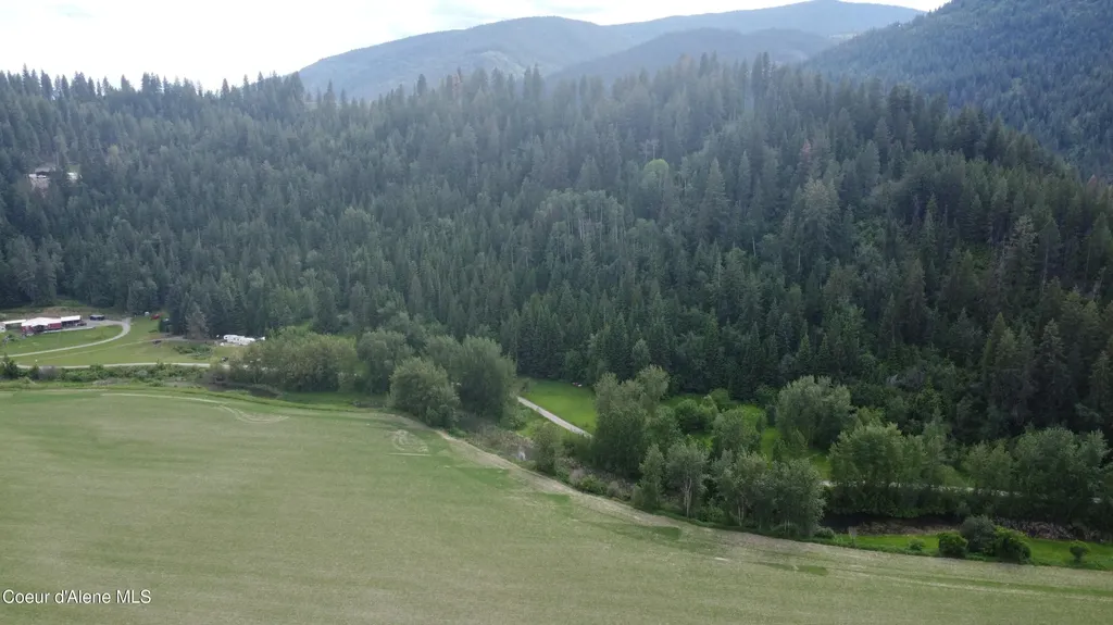 2868 Pine Island Road Bonners Ferry ID 83805