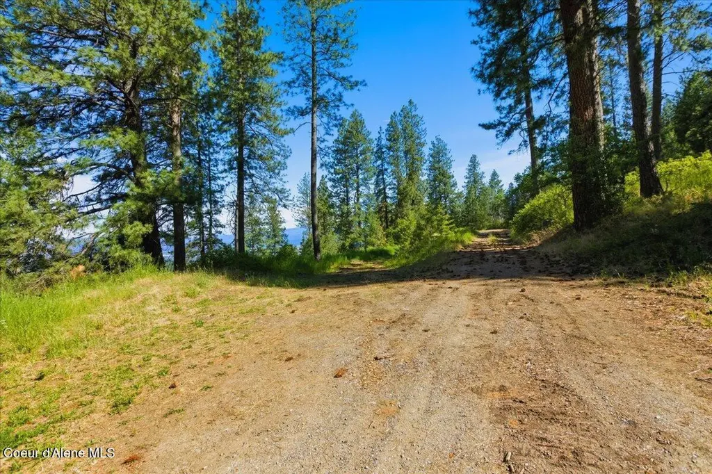 2276 S Big Rock Road Post Falls ID 83854