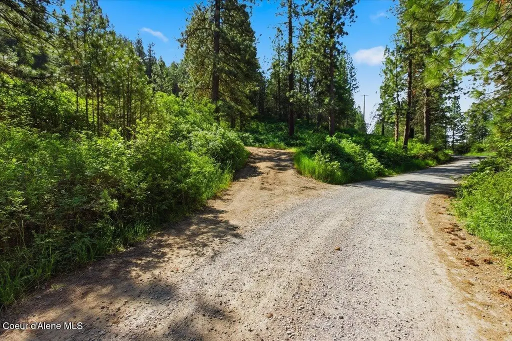 2276 S Big Rock Road Post Falls ID 83854