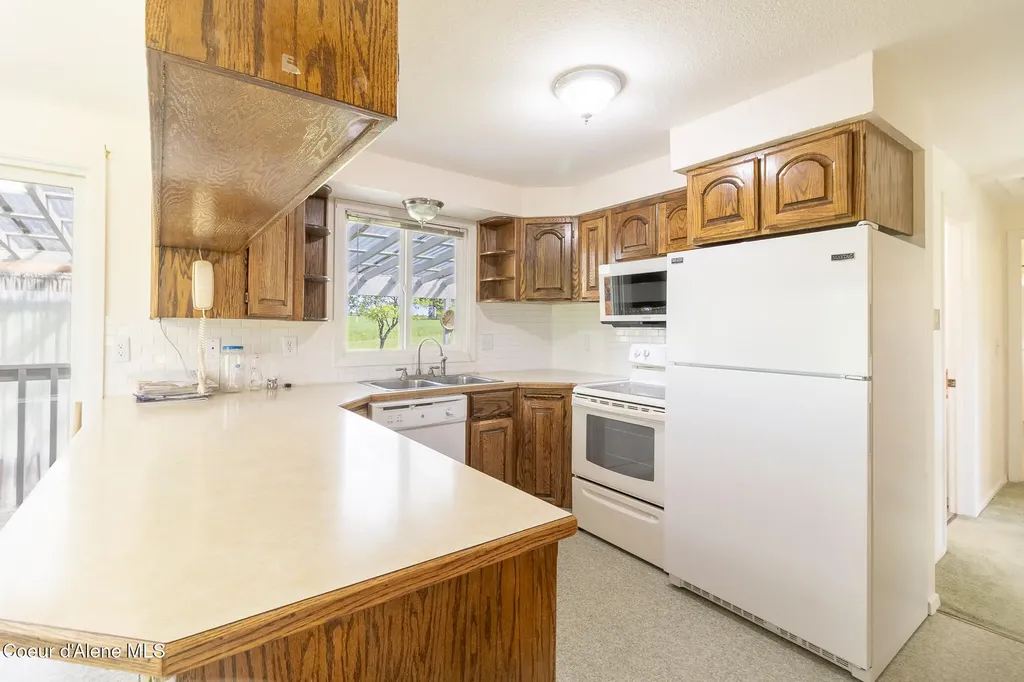640 Renlow Road Plummer ID 83851