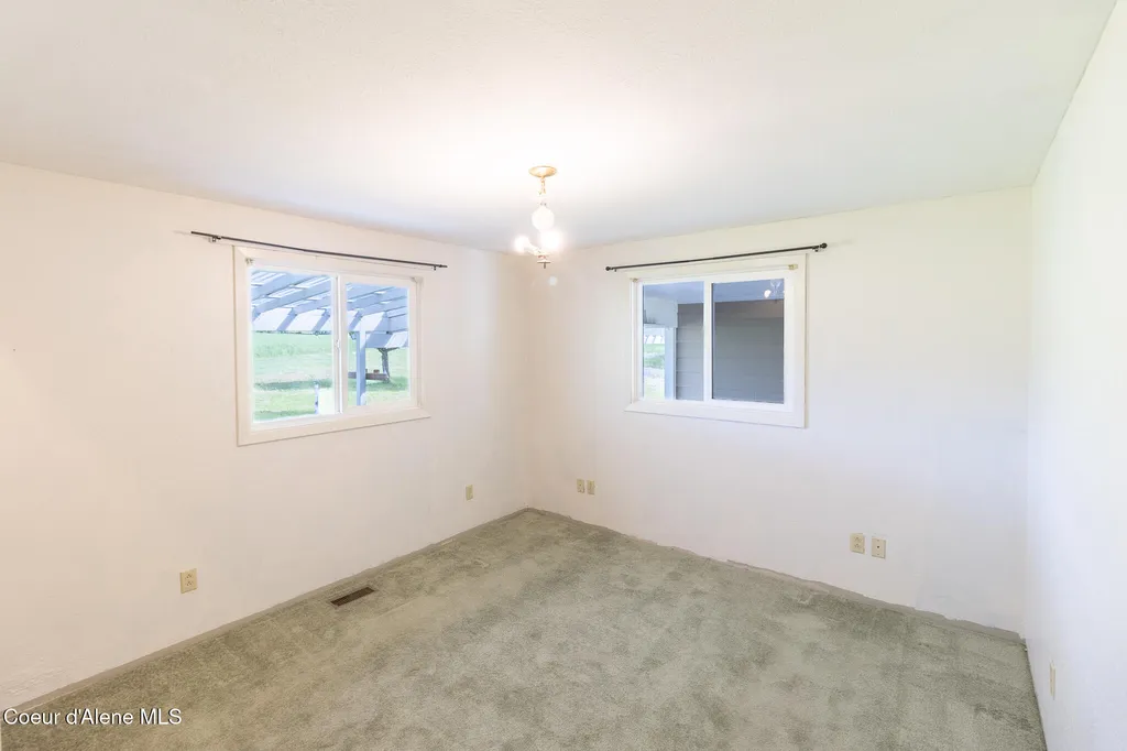 640 Renlow Road Plummer ID 83851