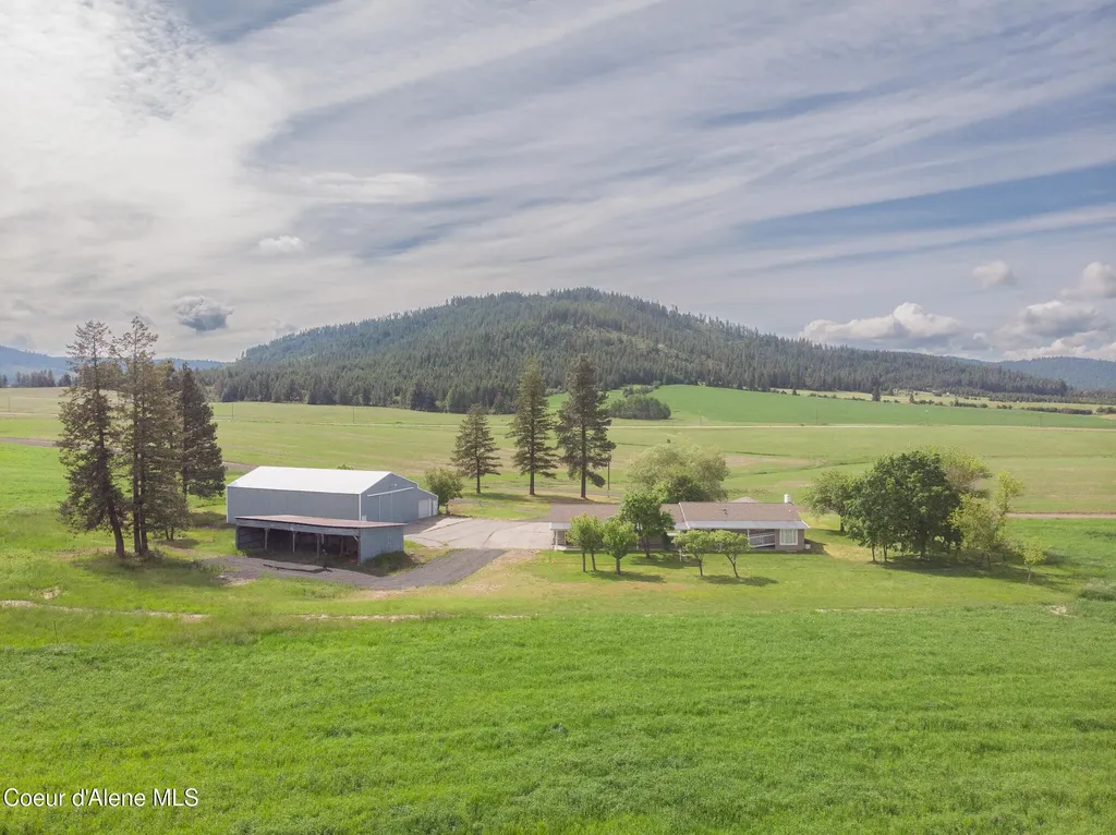 640 Renlow Road Plummer ID 83851