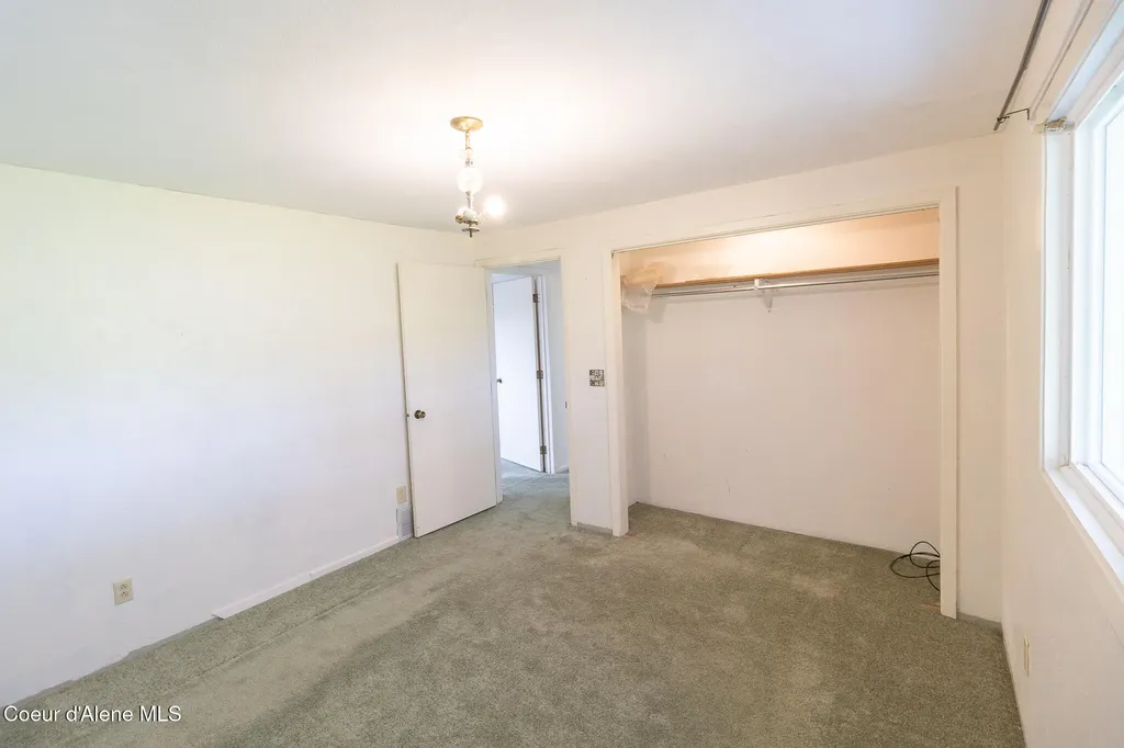 640 Renlow Road Plummer ID 83851