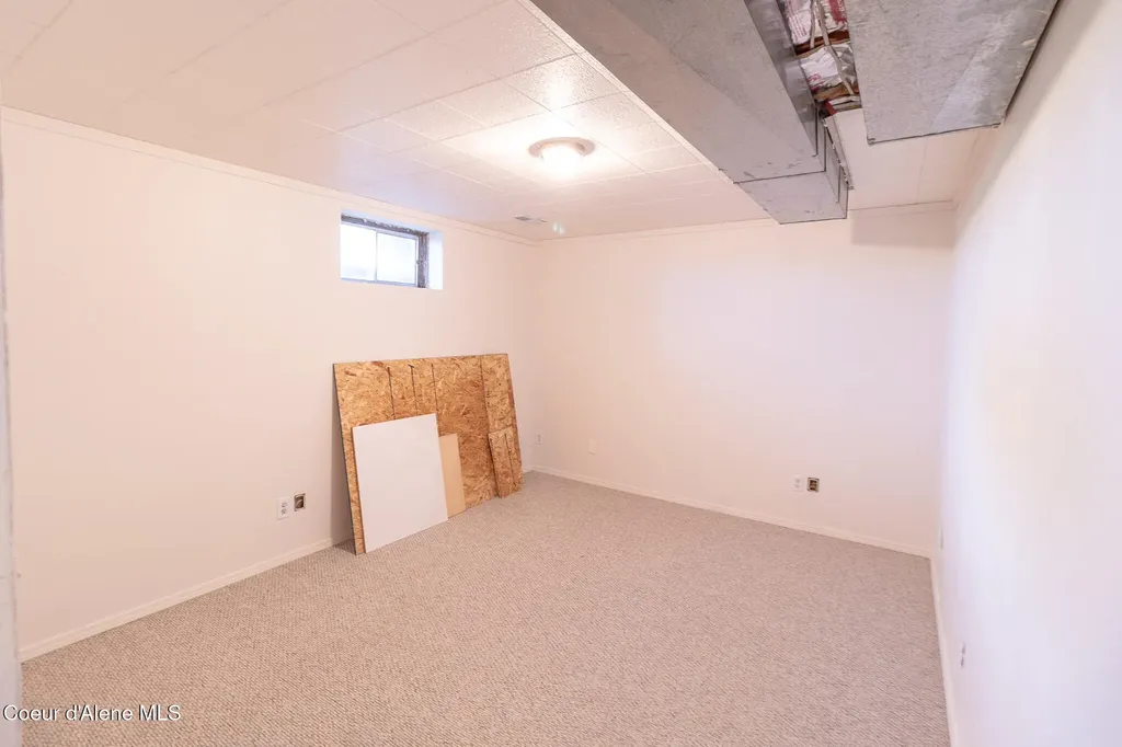 640 Renlow Road Plummer ID 83851