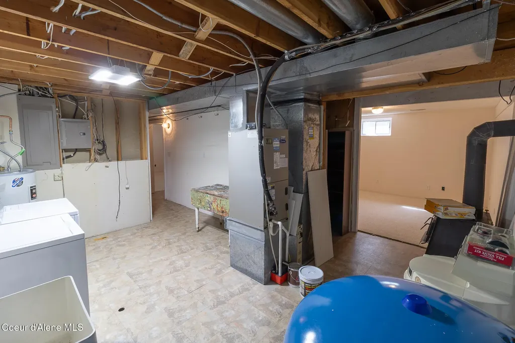 640 Renlow Road Plummer ID 83851
