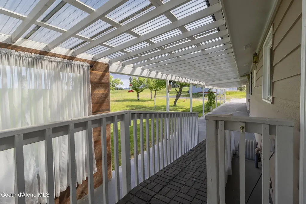640 Renlow Road Plummer ID 83851