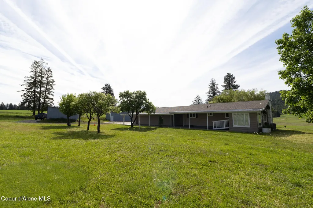 640 Renlow Road Plummer ID 83851