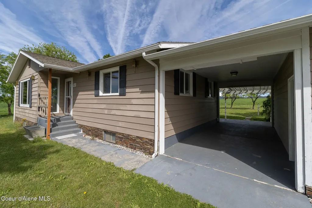 640 Renlow Road Plummer ID 83851