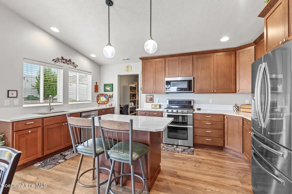 9808 N Berkshire Street Hayden ID 83835