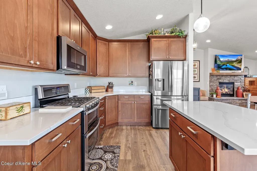9808 N Berkshire Street Hayden ID 83835