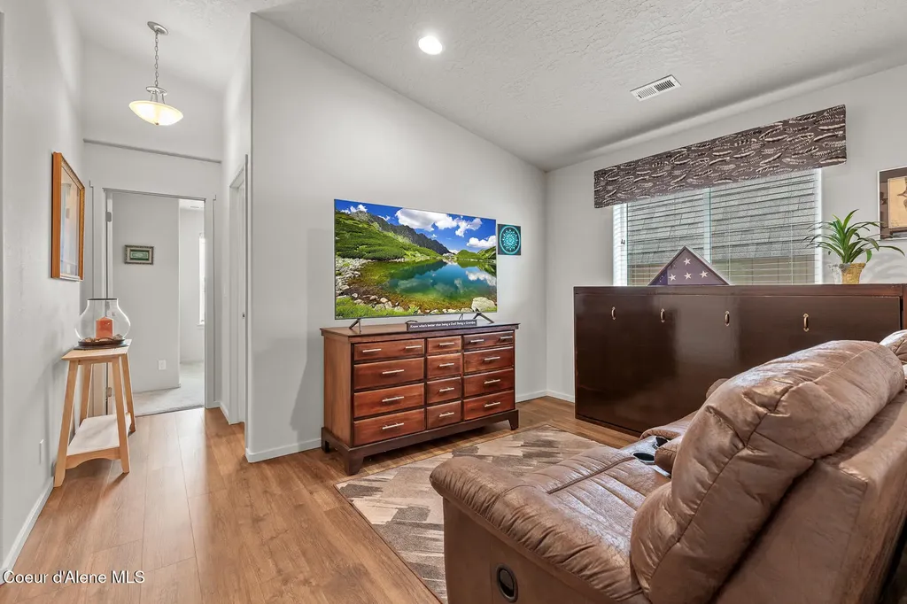 9808 N Berkshire Street Hayden ID 83835