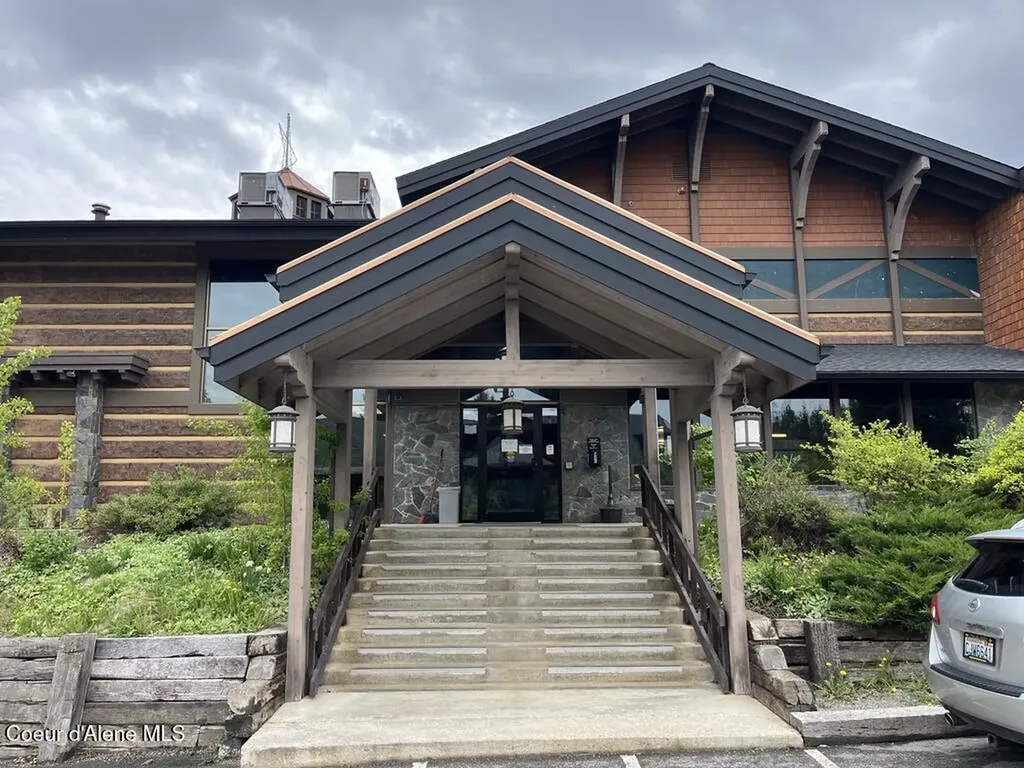 112 Holiday Loop Blanchard ID 83804