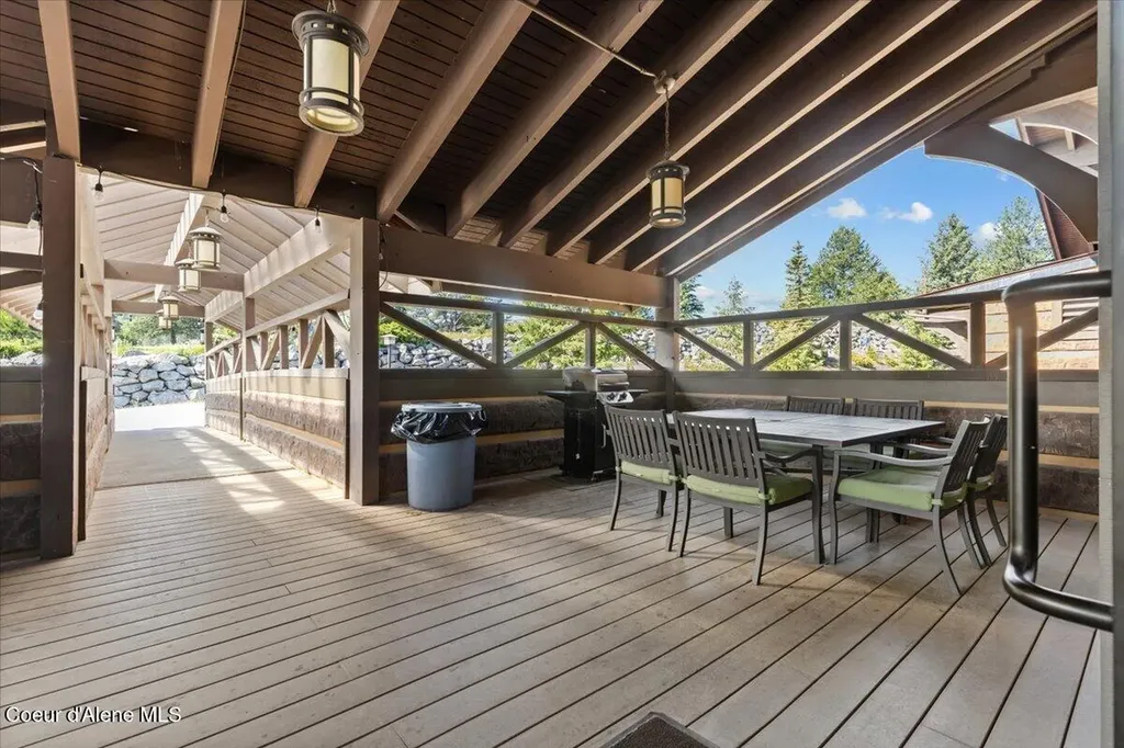 112 Holiday Loop Blanchard ID 83804