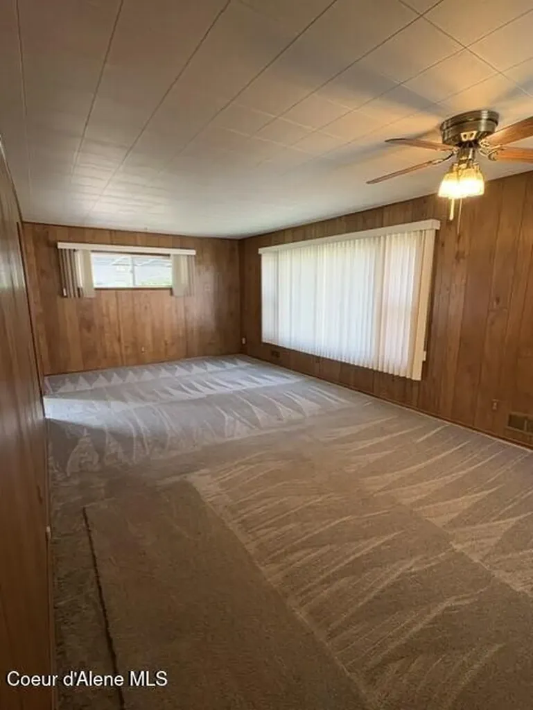 610 W Cameron Avenue Kellogg ID 83837