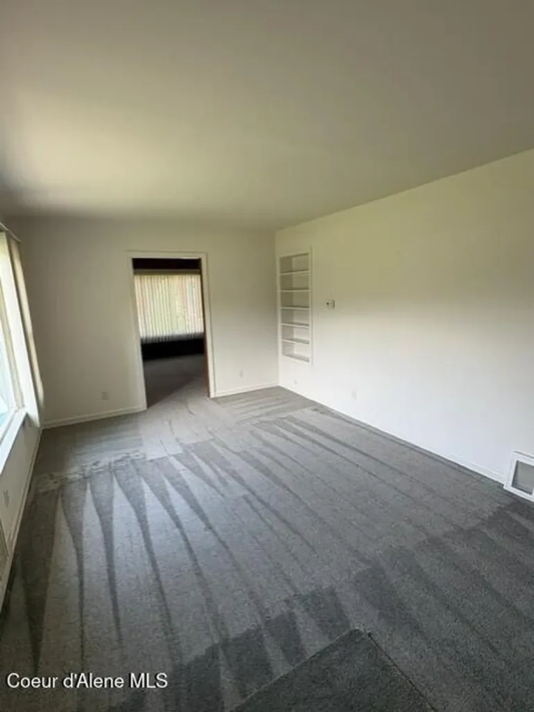 610 W Cameron Avenue Kellogg ID 83837