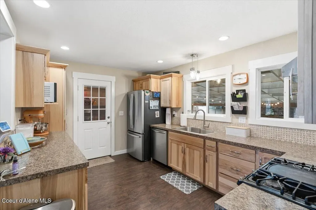 612 W Cameron Avenue Kellogg ID 83837