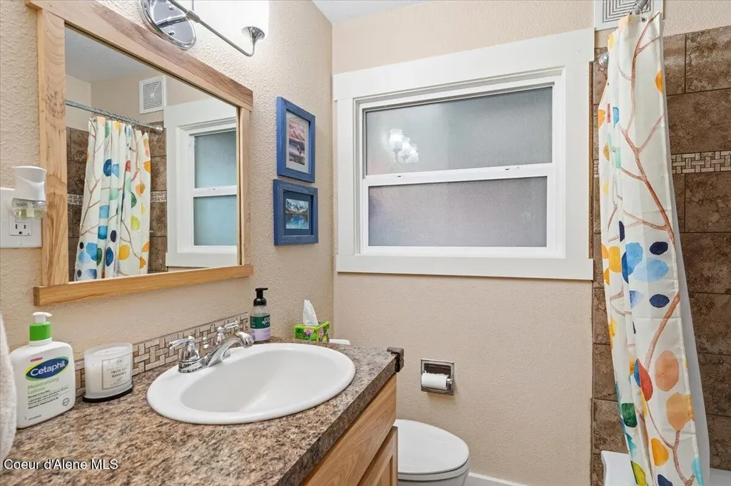 612 W Cameron Avenue Kellogg ID 83837