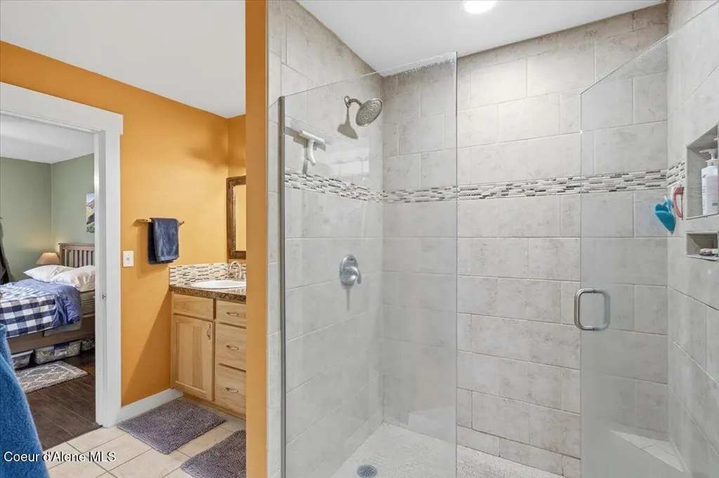 612 W Cameron Avenue Kellogg ID 83837