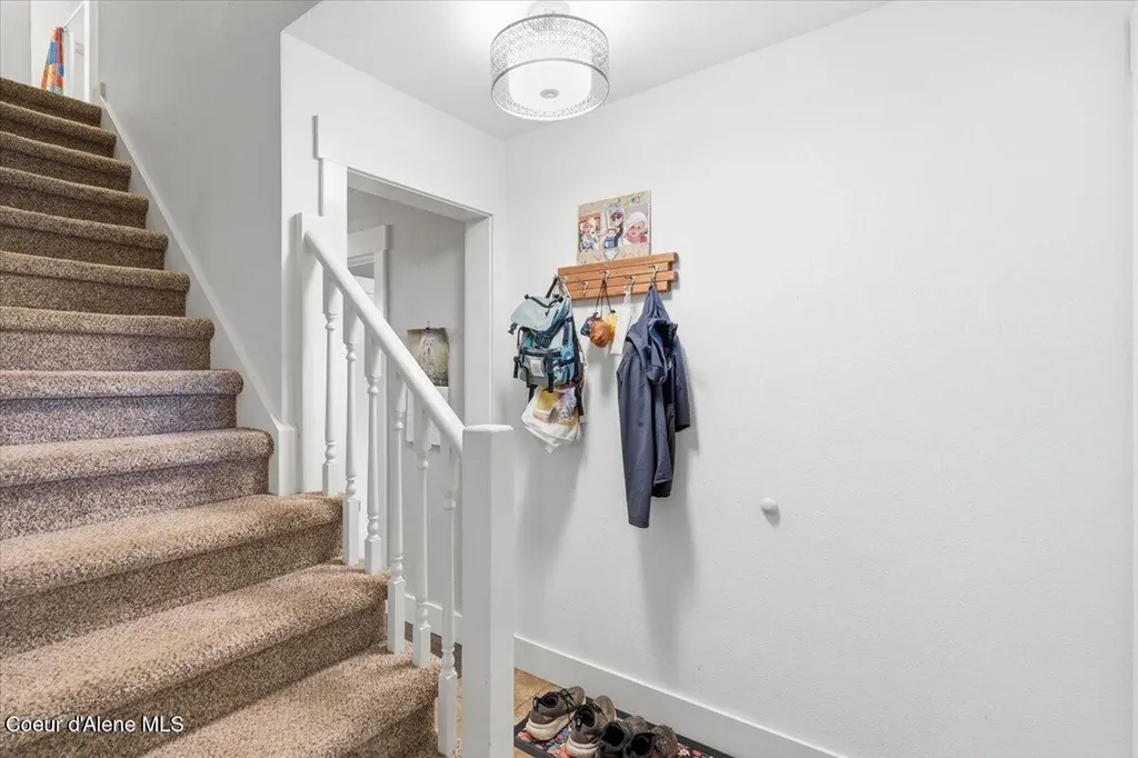 612 W Cameron Avenue Kellogg ID 83837