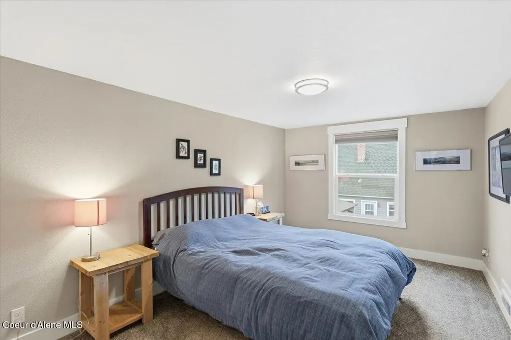 612 W Cameron Avenue Kellogg ID 83837