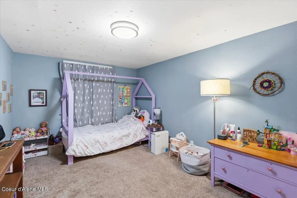612 W Cameron Avenue Kellogg ID 83837