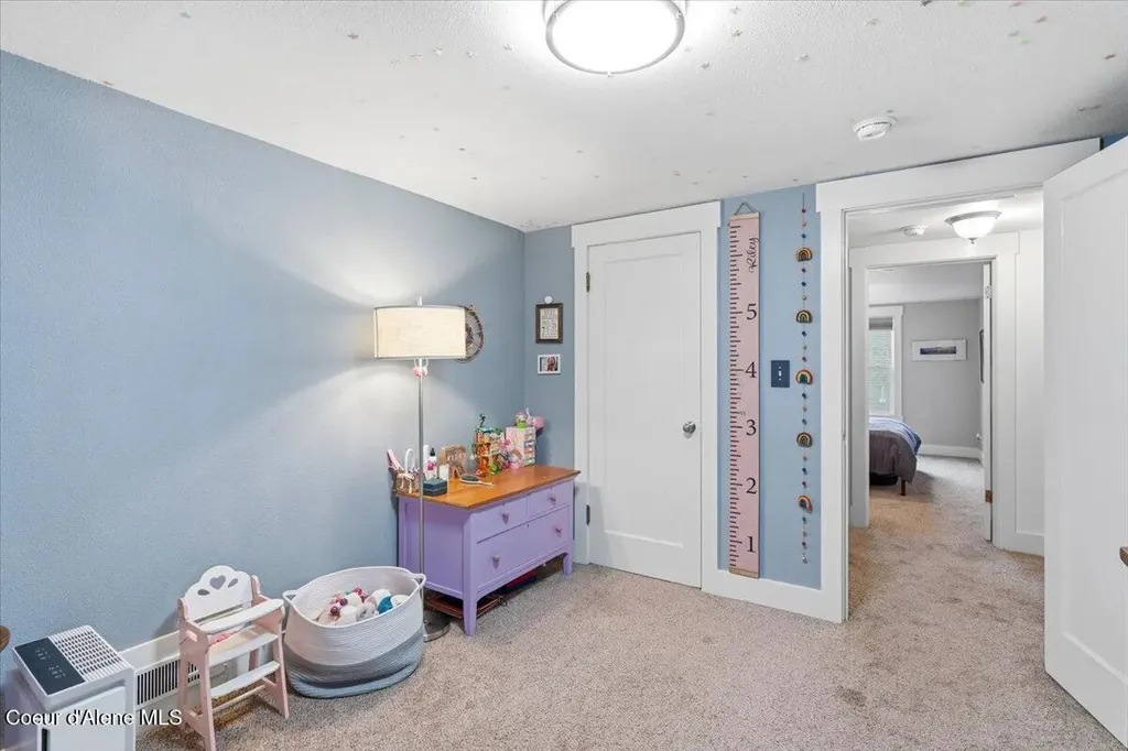 612 W Cameron Avenue Kellogg ID 83837