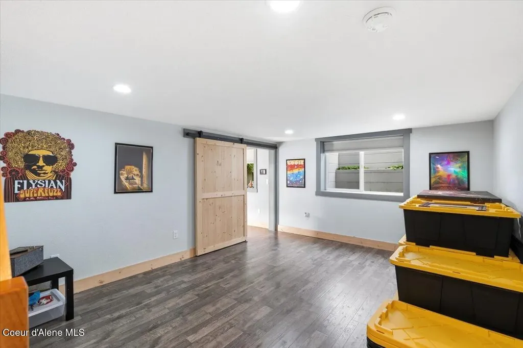612 W Cameron Avenue Kellogg ID 83837