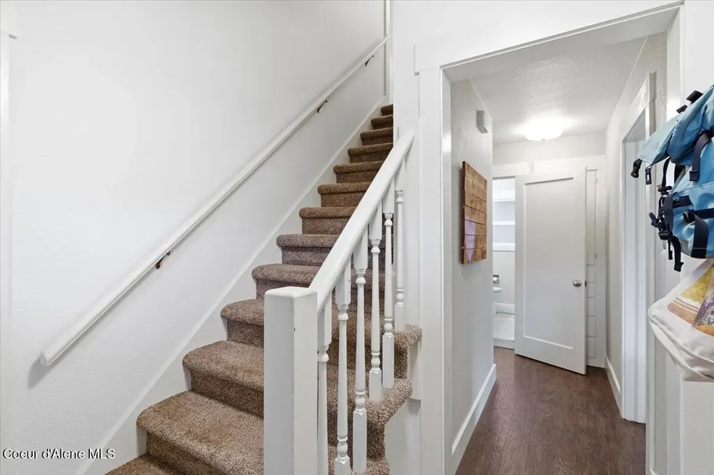 612 W Cameron Avenue Kellogg ID 83837