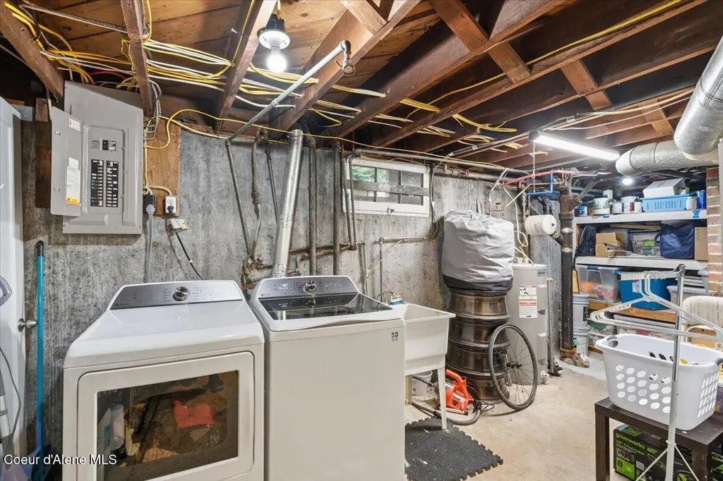 612 W Cameron Avenue Kellogg ID 83837