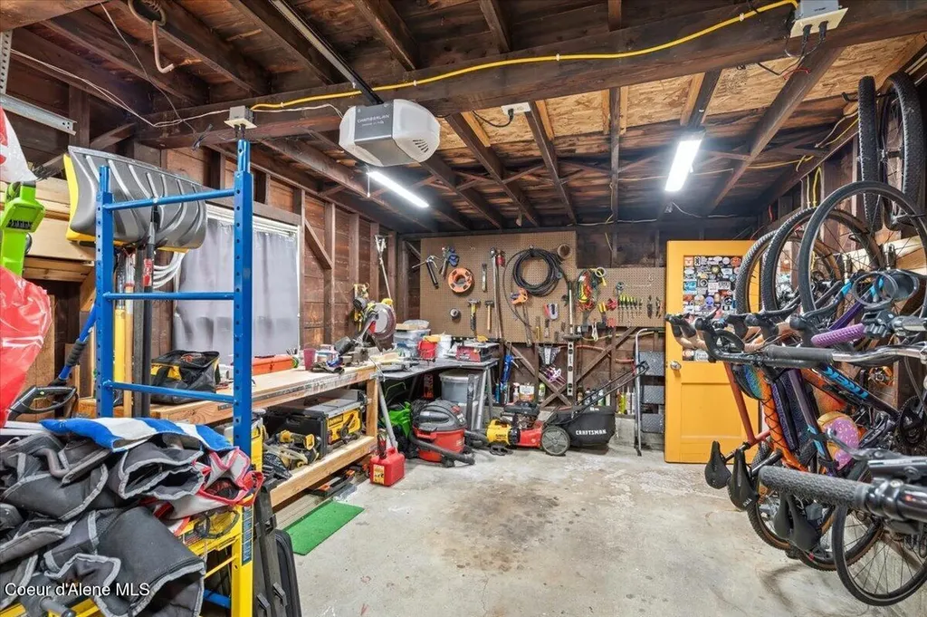 612 W Cameron Avenue Kellogg ID 83837