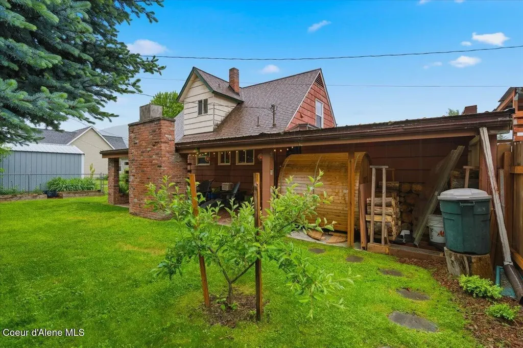 612 W Cameron Avenue Kellogg ID 83837