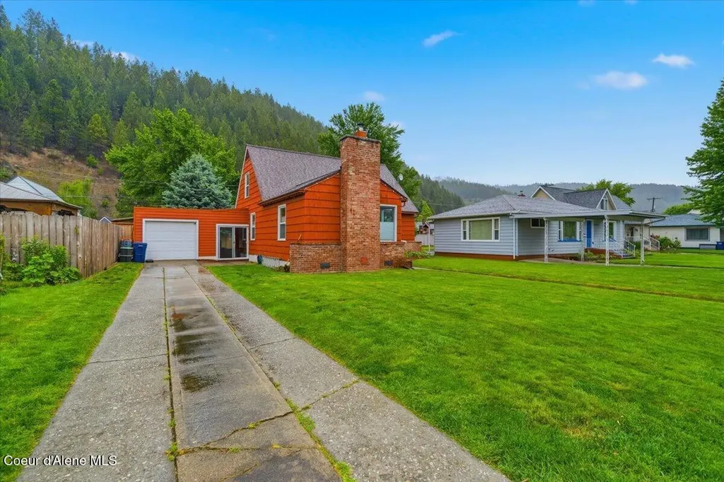 612 W Cameron Avenue Kellogg ID 83837