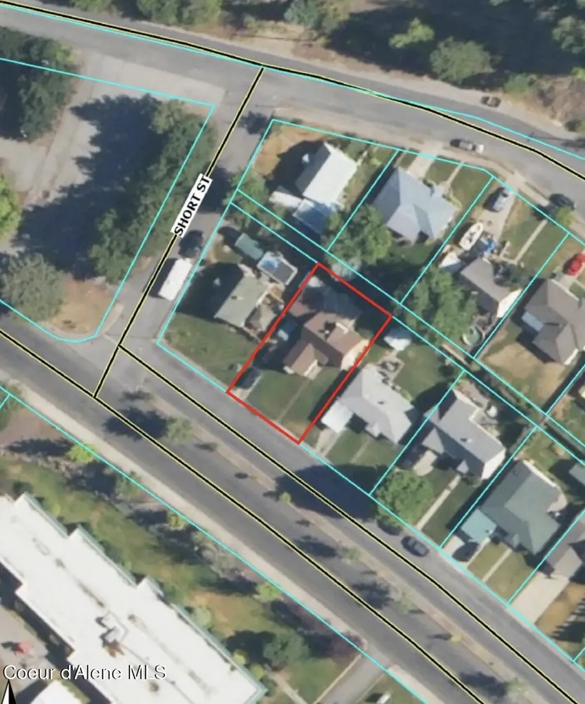 612 W Cameron Avenue Kellogg ID 83837