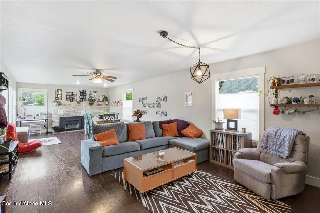 612 W Cameron Avenue Kellogg ID 83837