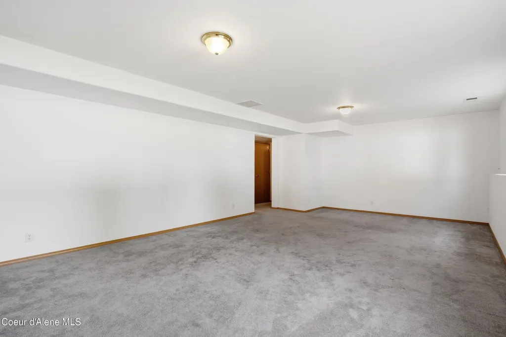 1141 N Bainbridge Street Post Falls ID 83854