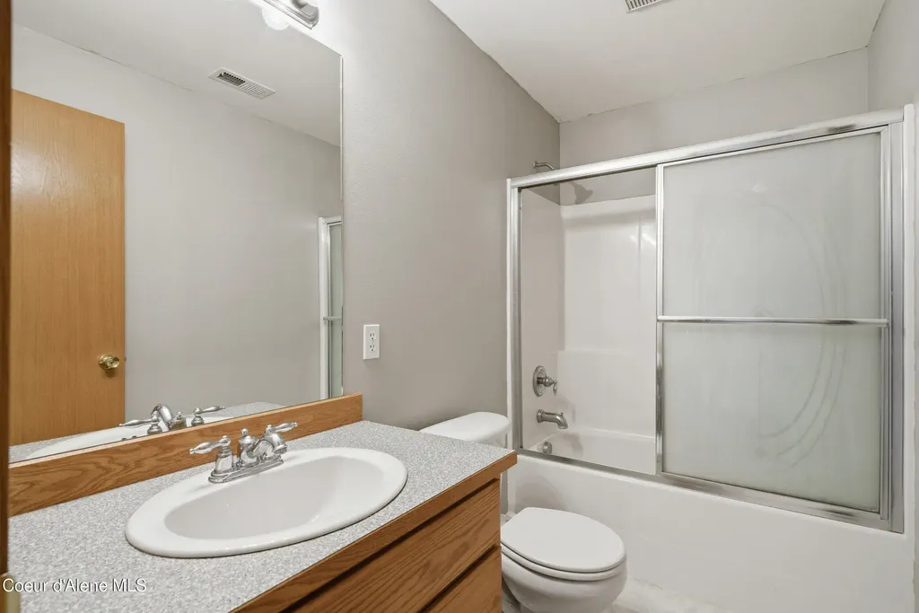 1141 N Bainbridge Street Post Falls ID 83854