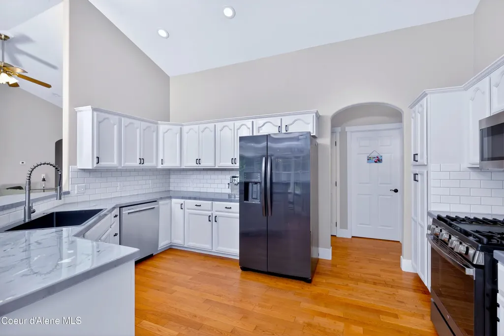 303 Park Lane Sandpoint ID 83864