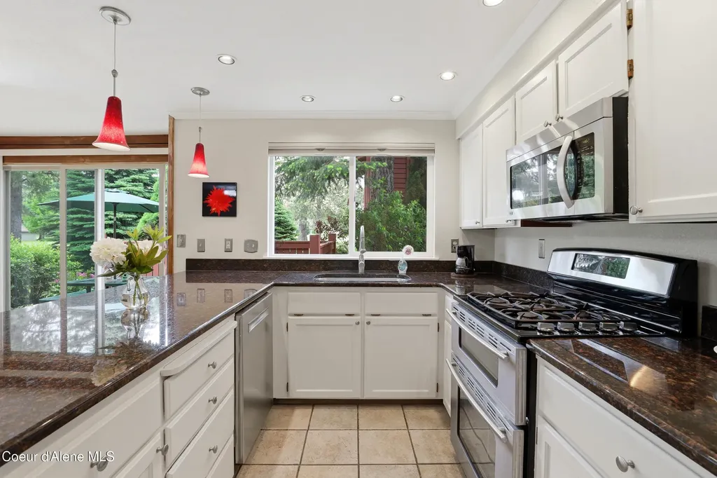 5299 W Green Court Rathdrum ID 83858