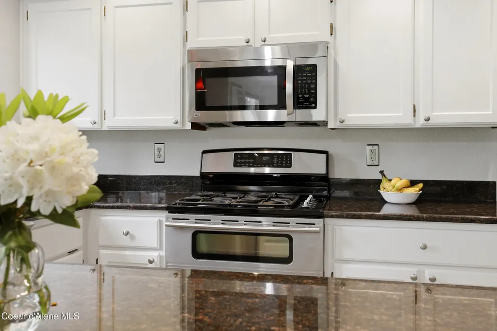 5299 W Green Court Rathdrum ID 83858