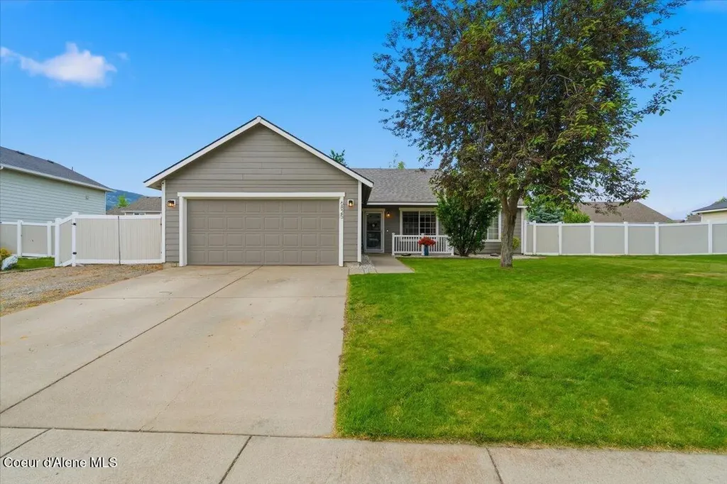 6825 W Soldier Creek Avenue Rathdrum ID 83858